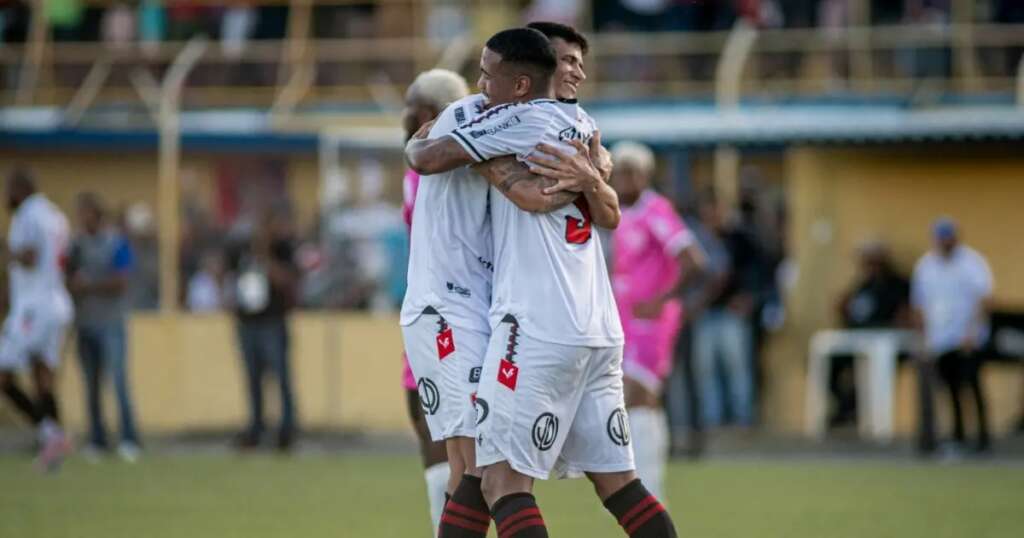 BAIANO: Vitória vence e abre boa vantagem sobre o Barcelona