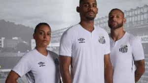 Santos homenageia Vila Belmiro em novos uniformes. VEJA VÍDEO!