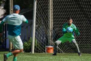 Cavichioli exalta a Chapecoense e promete passar experiência ao grupo na Série B