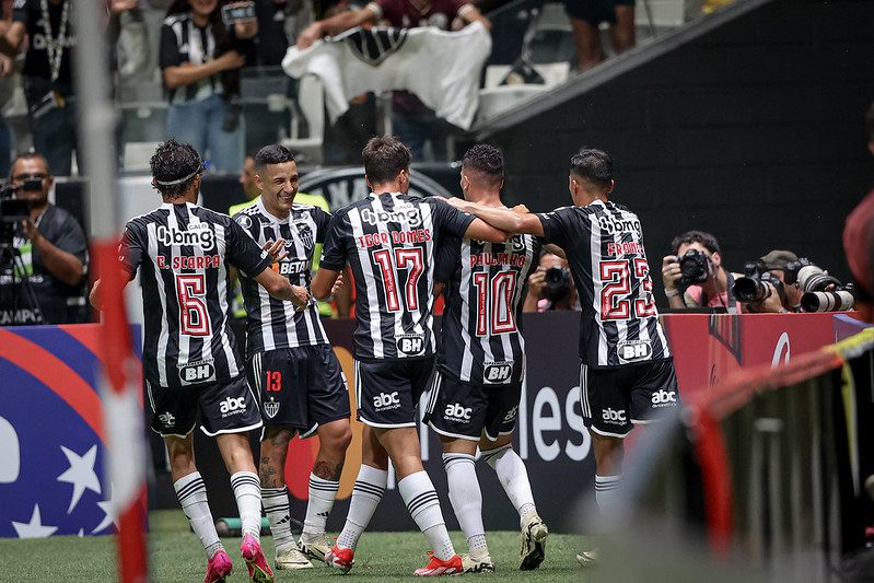 LIBERTADORES: Atlético-MG mantém 100%; São Paulo e Flamengo vencem a primeira na fase de grupos