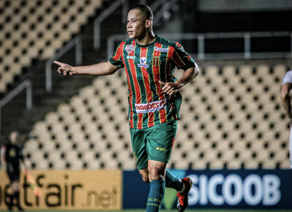 Série B: Guarani anuncia Caio Dantas, renova com zagueiro e libera atacante