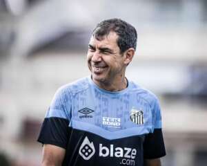 Carille poderá escalar Morelos no ataque do Santos na decisão de domingo contra o Palmeiras