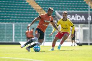 Técnico do Figueirense avalia jogo-treino: 'Estamos no caminho certo para Série C'