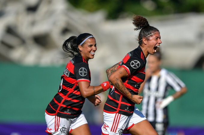 Flamengo atropela Santos no Brasileirao Feminino