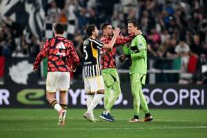 ITALIANO: Juventus sofre, tem 3 gols anulados, mas supera Fiorentina em Turim