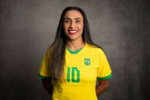 Marta quer disputar Paris-2024, mas prevê aposentadoria da seleção brasileira