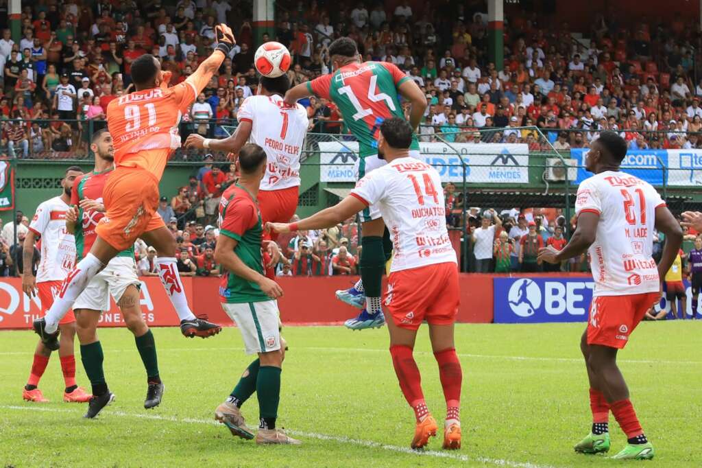 Portuguesa Santista 1 (3) x (4) 1 Noroeste – Norusca volta à elite após 13 anos