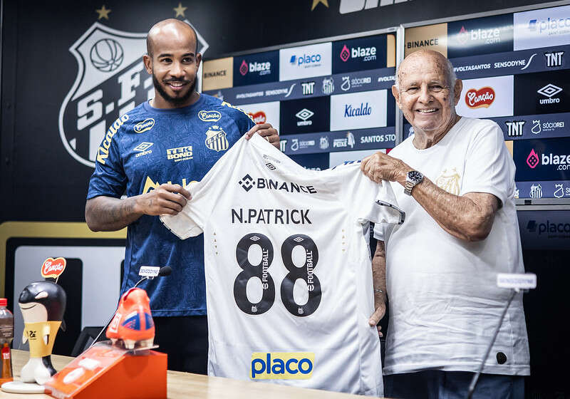 Apresentado, Patrick admite obrigação do Santos em ir bem na Série B