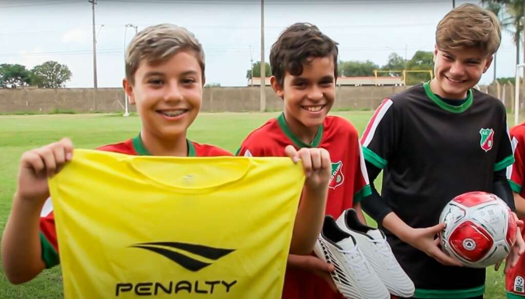 Penalty e FPF premiam jovens atletas por ações sociais