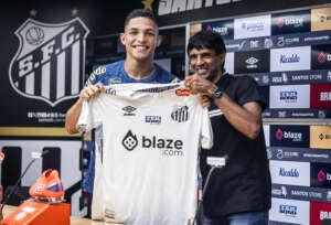 Série B: Rodrigo Ferreira exalta volta ao Santos: 'Camisa gigantesca'