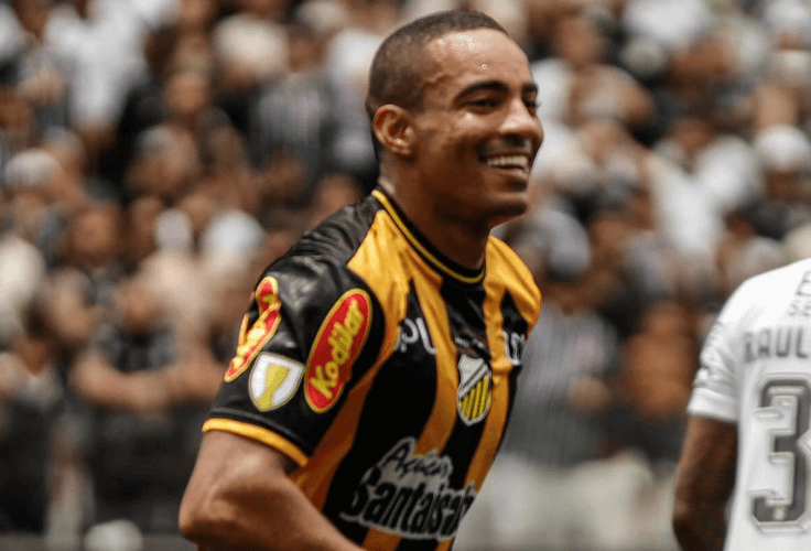 Novorizontino rescinde com trio, incluindo atacante que fez hat-trick no Corinthians