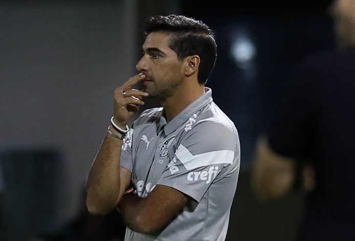 Abel Ferreira responde o que o Flamengo tem e falta ao Palmeiras