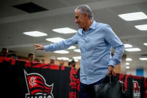 Tite reconhece mérito do Botafogo e diz que Flamengo precisa 'dar um passo atrás'