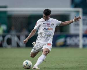 Volta Redonda anuncia lateral de 22 anos que foi semifinalista goiano