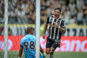 Atlético-MG 3 x 0 Cruzeiro - Fim do tabu com direito a atropelo, golaço e provocação