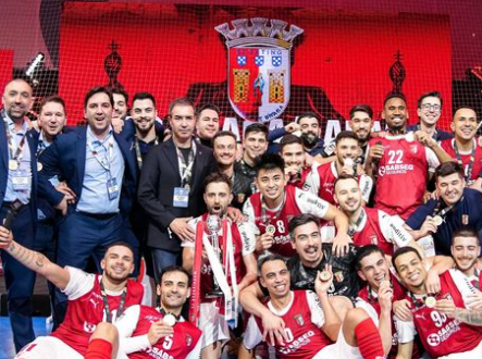 PORTUGUÊS: Braga goleia e briga por vaga na Champions