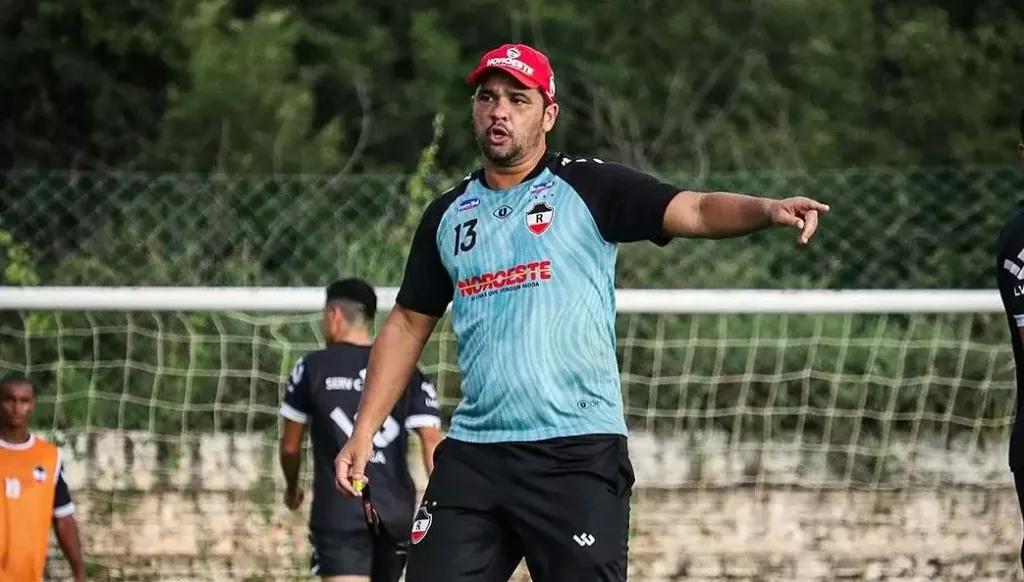 River demite Dico Woolley em preparativos para disputar Série D 2 River-PI