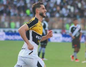 Meia titular do Criciúma é duvida para a próxima partida
