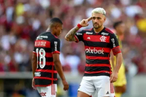 Flamengo anuncia lesões e Arrascaeta e Pulgar viram desfalques na Copa do Brasil