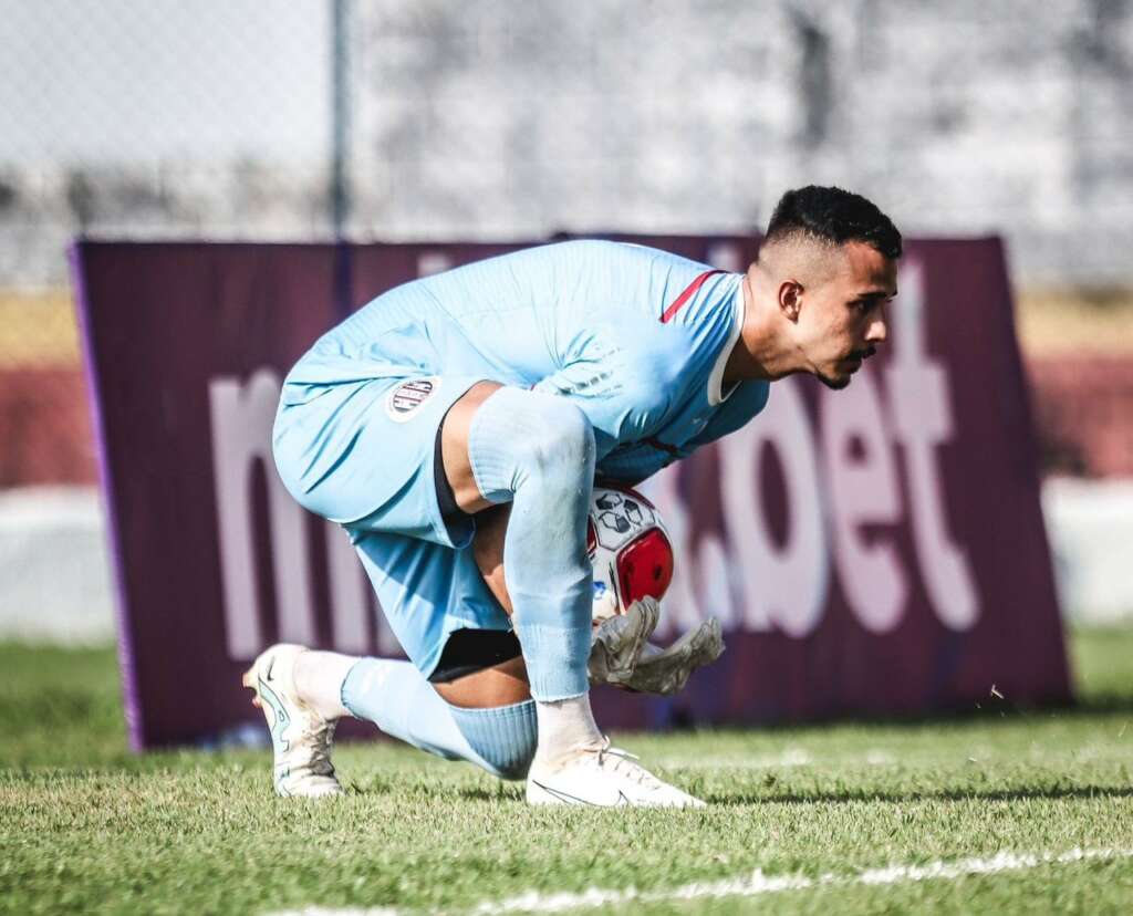 Goleiro do São-Carlense elogia preparação para o mata-mata da Série A4