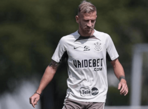 Racing-URU x Corinthians - Timão estreia querendo preencher galeria com título inédito