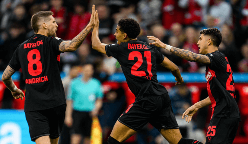 Alemão: Bayer Leverkusen marca no último minuto e mantém invencibilidade