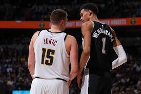 NBA: Em duelo de ‘gigantes’, Jokic desbanca Wembanyama e Nuggets vencem Spurs