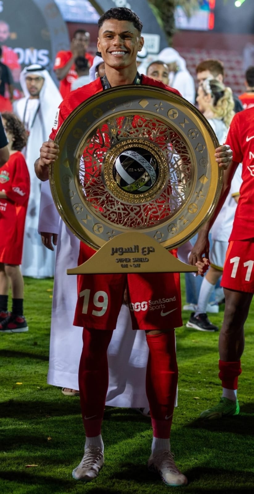 Em menos de um ano, ex-Flamengo, conquista seu segundo título pelo Shabab Al-Ahli