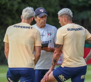 Atlético-GO x São Paulo - O problema era o treinador?