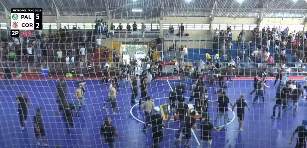 Palmeiras x Corinthians em final de futsal sub-18 termina em pancadaria