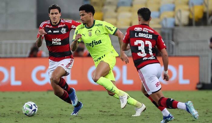 Palmeiras x Flamengo - Duelo de dois candidatos ao título!