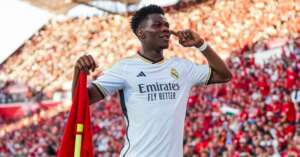 ESPANHOL: Vini Jr. começa no banco, mas Real derrota Mallorca e continua na liderança isolada