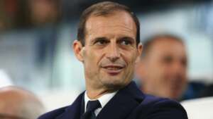 Italiano: Juventus anuncia a demissão de treinador após insubordinação