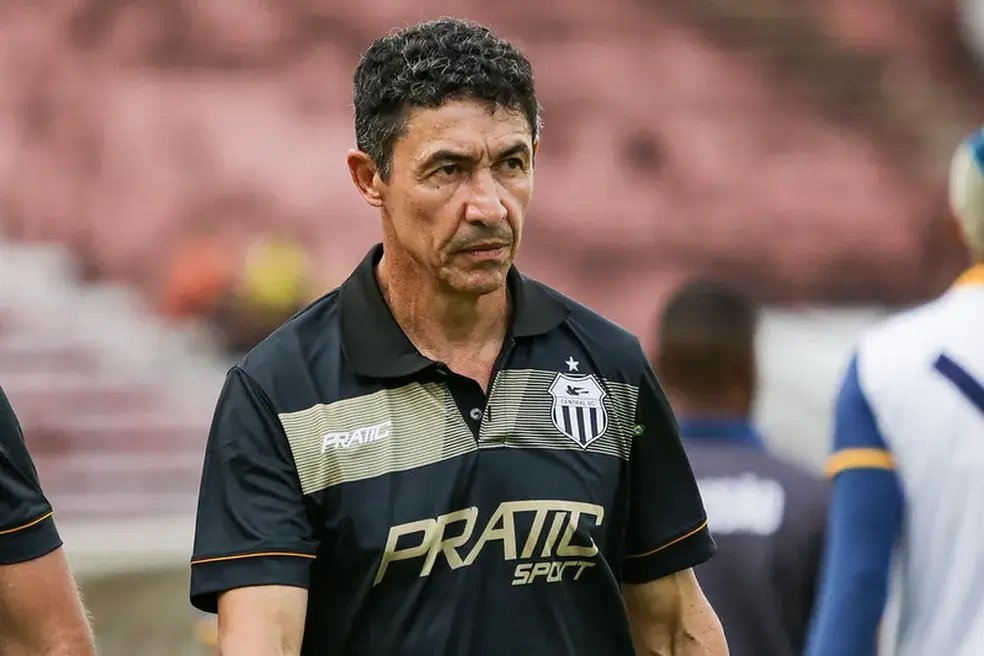 Comercial anuncia treinador para Copa Paulista 2024