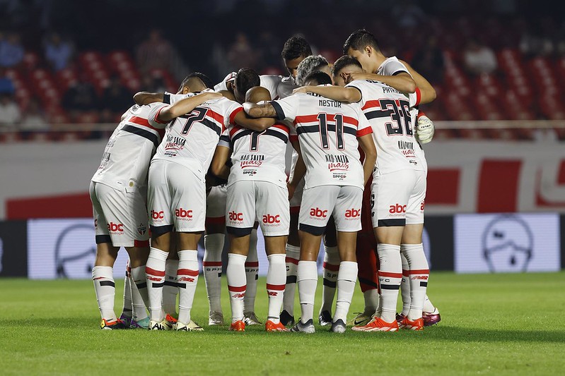 LIBERTADORES: São Paulo busca liderança do Grupo B; Grêmio volta a atuar depois de um mês