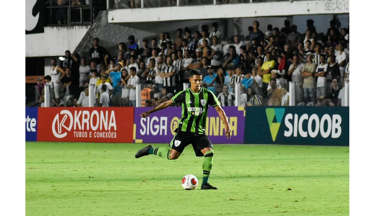 Invicto na Série B, América-MG confirma lesão muscular em lateral titular