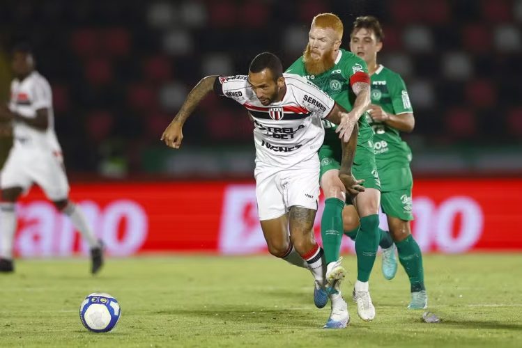 Ainda em jejum na Série B, Botafogo-SP chega a dois meses sem vencer