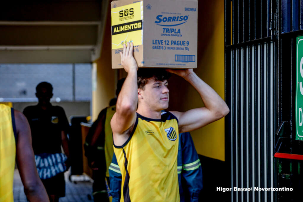 Novorizontino envia carreta de donativos para famílias de Canoas, no Rio Grande do Sul 9 CARREGAMENTO 4 scaled 1