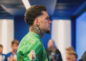 Lesão tira Ederson de último jogo do City no Inglês e da final da Copa da Inglaterra