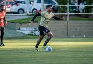 Vitória perde lateral diante do Atlético-GO