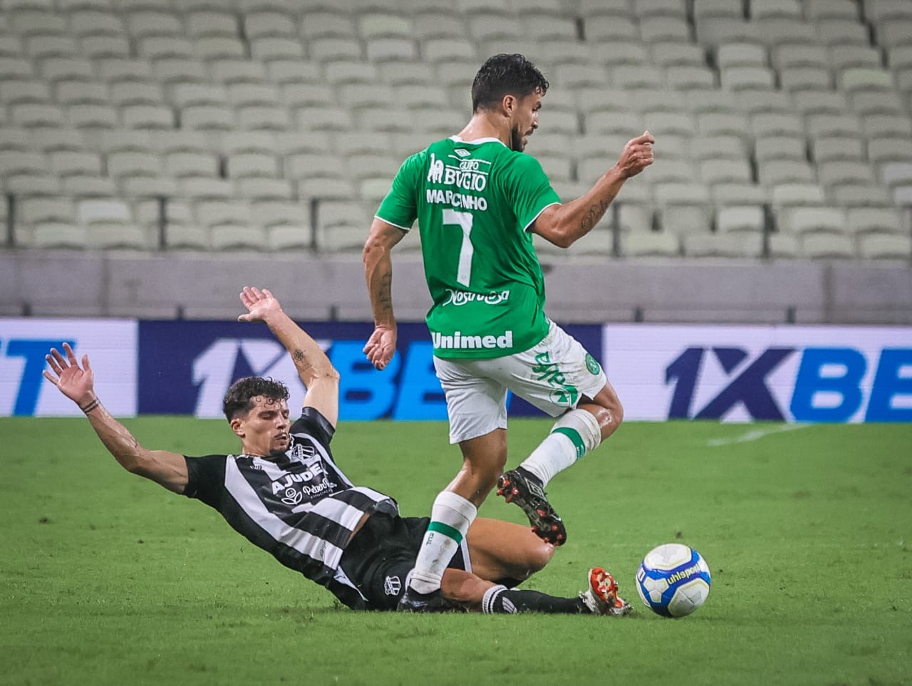 Chapecoense x Vila Nova - Clubes querem brigar na parte alta da tabela (Foto: Xandy Rodrigues)