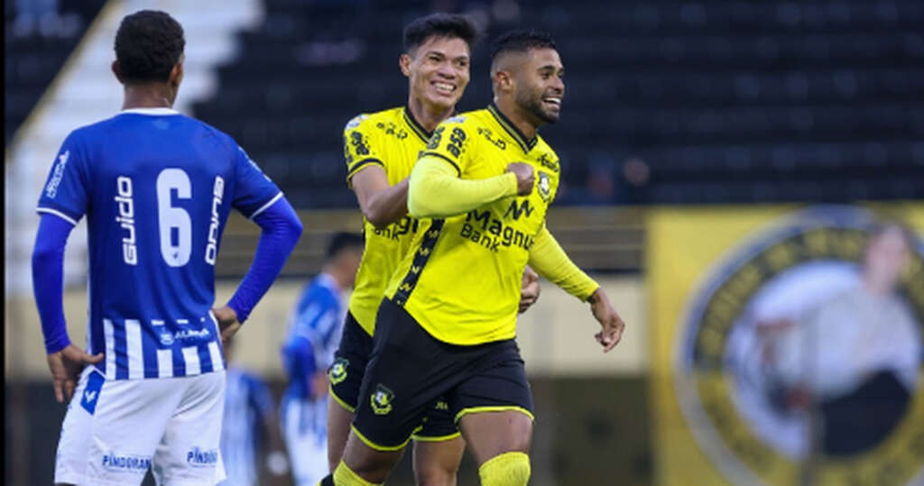 Série C: Artilheiro do São Bernardo celebra vitória e garante foco na classificação