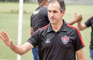 Ponte Preta espera definir o seu novo técnico nesta semana