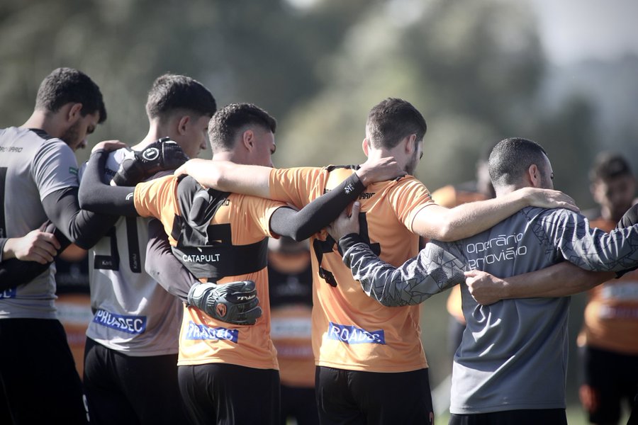 Técnico do Operário-PR é firme após cinco jogos de jejum na Série B: ‘Se precisar, troco os 11’