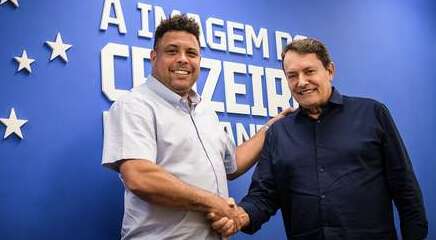 Torcida do Cruzeiro em Goiânia aplaude novo investidor