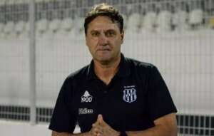 Técnico quer Ponte Preta efetiva, mas elogia evolução: 'Melhor a cada jogo'