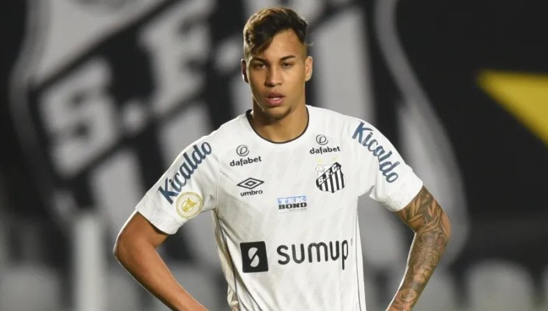 Cruzeiro faz proposta de R$ 25 milhões para ex-Santos