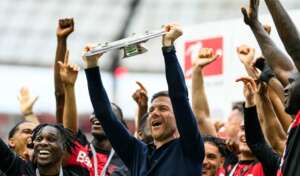 ALEMÃO: Campeão, Bayer Leverkusen é o primeiro time a terminar invicto