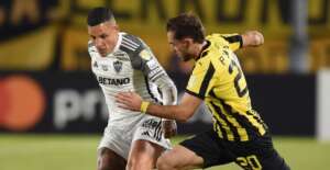 Peñarol-URU 2 x 0 Atlético-MG - E lá se vai o último com 100%