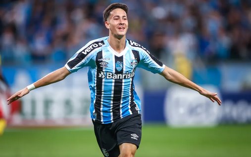 Ponte Preta pode se reforçar com atacante do Grêmio